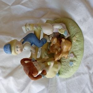 Cabbage Patch Kids  Porcelain Figurine DEER FRIENDS  1984 Vintage